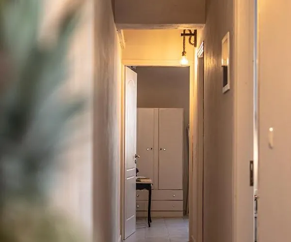 Domus Castrum Naxos City