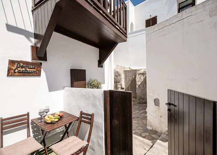 Domus Castrum Apartament Naxos City