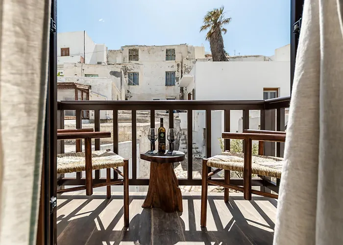 Domus Castrum Naxos City