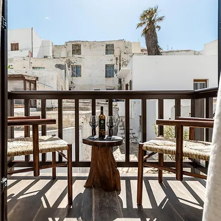 Domus Castrum Naxos City