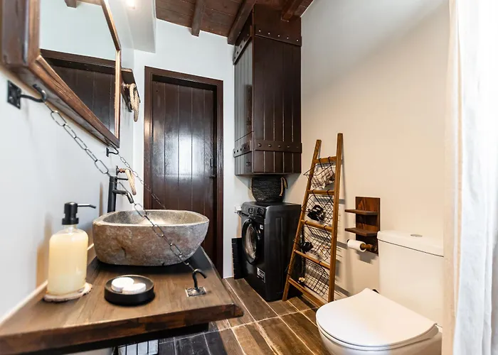 Domus Castrum Apartment